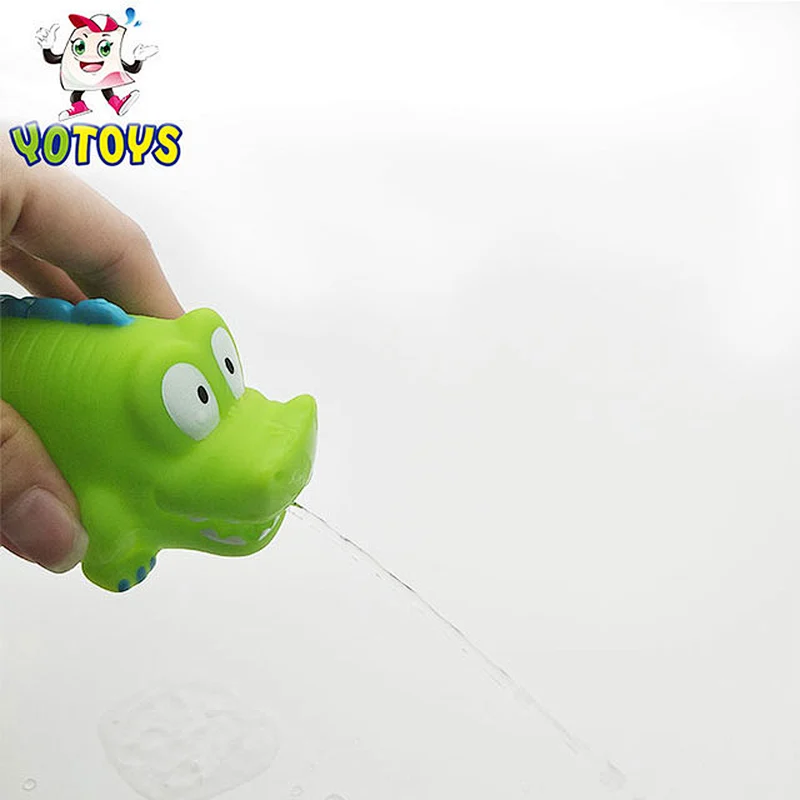 Newest custom design plastic water squirter toys other wild animal vinyl bath toy set for kids