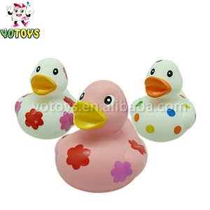 Cute BPA free Rubber Duckies bathtub Baby Shower toys