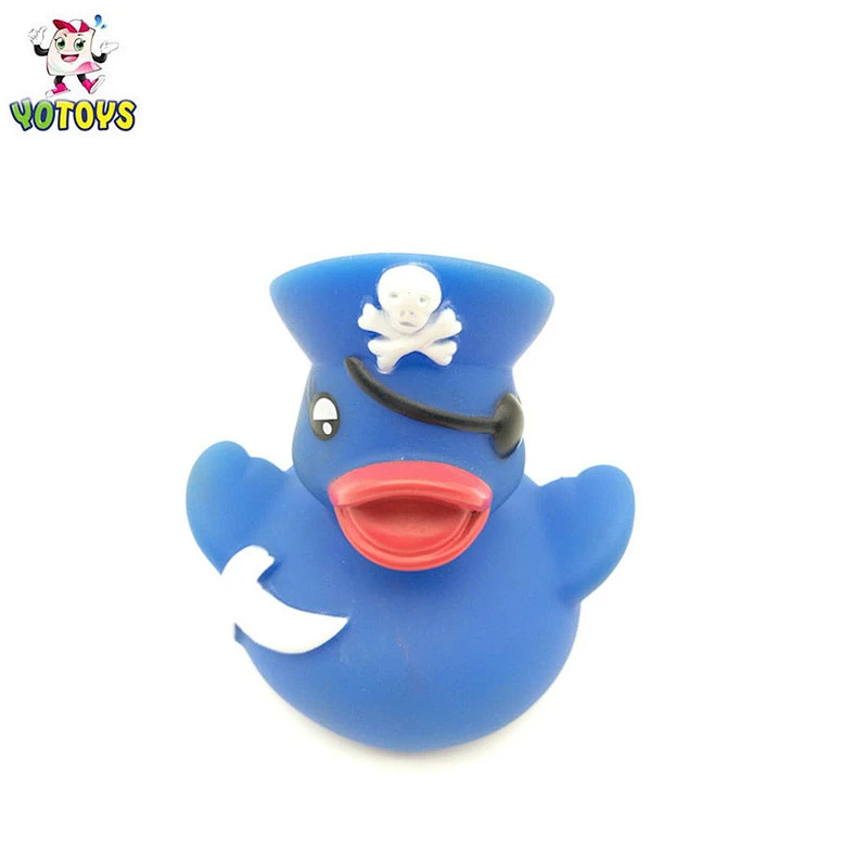 OEM Muti-colored Pirate Vinyl Squirting Plastic Floating Duck for Baby Bath