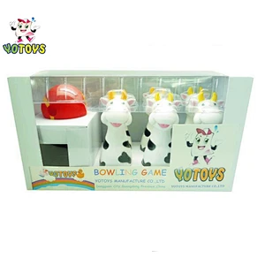 Custom Happy Family Bowling Game Cow Shape Educational Toys