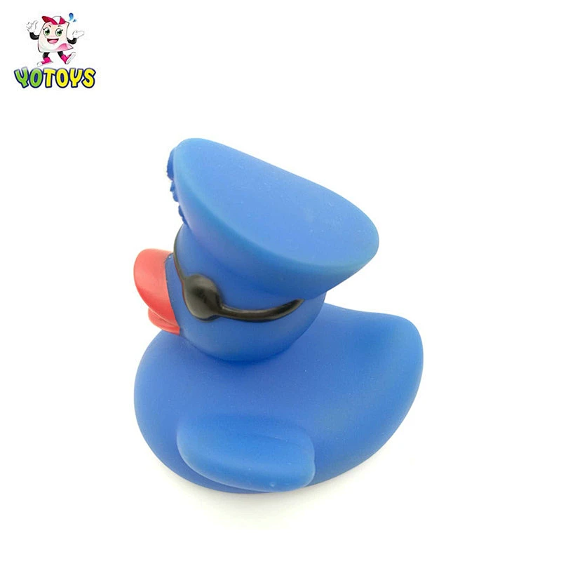 OEM Muti-colored Pirate Vinyl Squirting Plastic Floating Duck for Baby Bath
