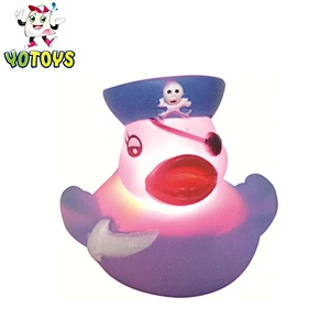 Light up Ocean whale baby flashing bath toy