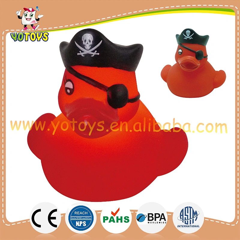 2015 flashing light up LED vinyl toy / Flashing vinyl duck in pirate shape