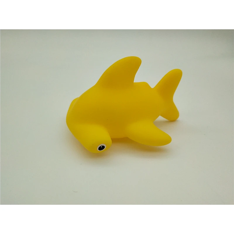Plastic Toy Yellow Happy Shark Swimming Pool Baby Toys