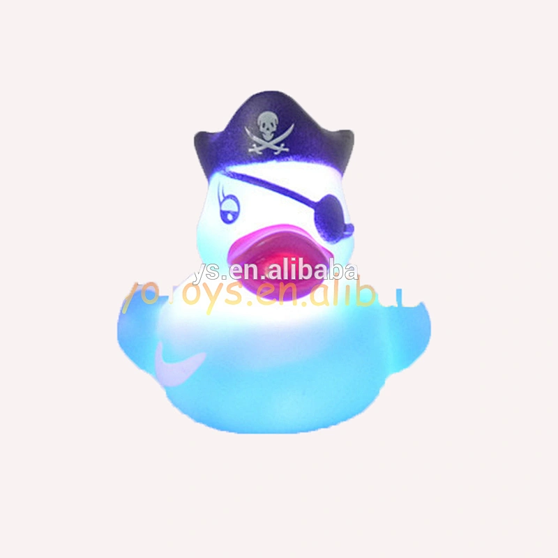 Promotion phthalate free floating light up toy led flashing pirate duck