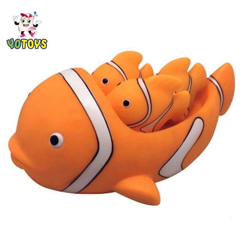 Floating Vinyl Crocodile Bath Toys Family Set with Squeaky Sound