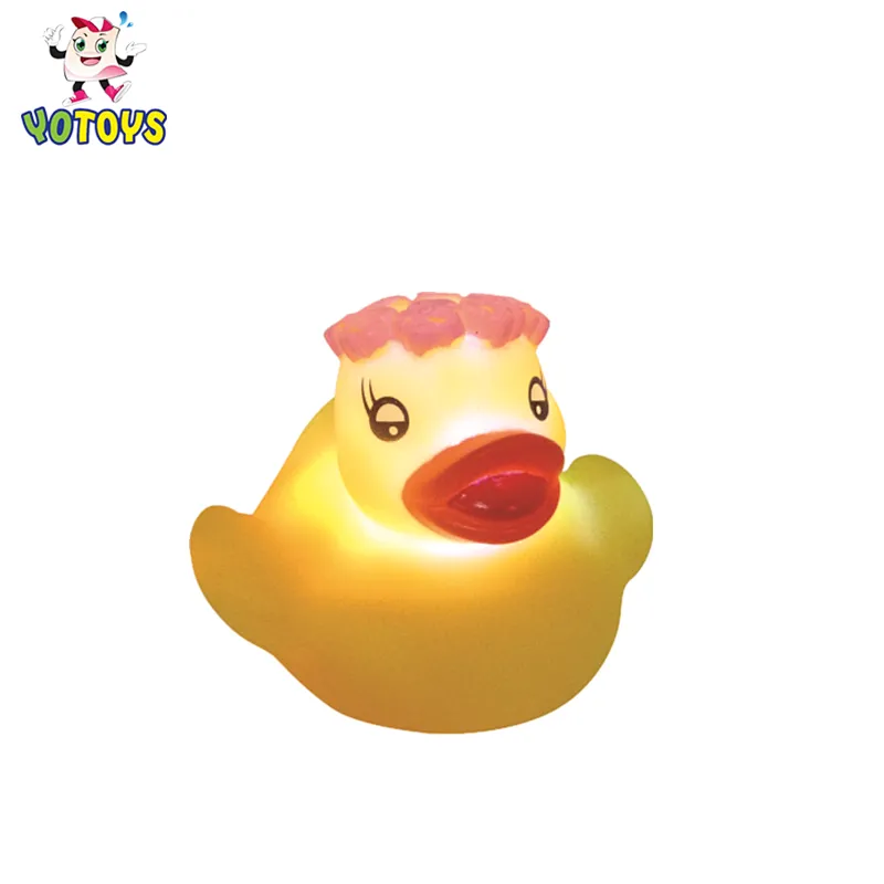LED PVC Light Up Flashing Christmas Duck Bath Baby Product LED Toy