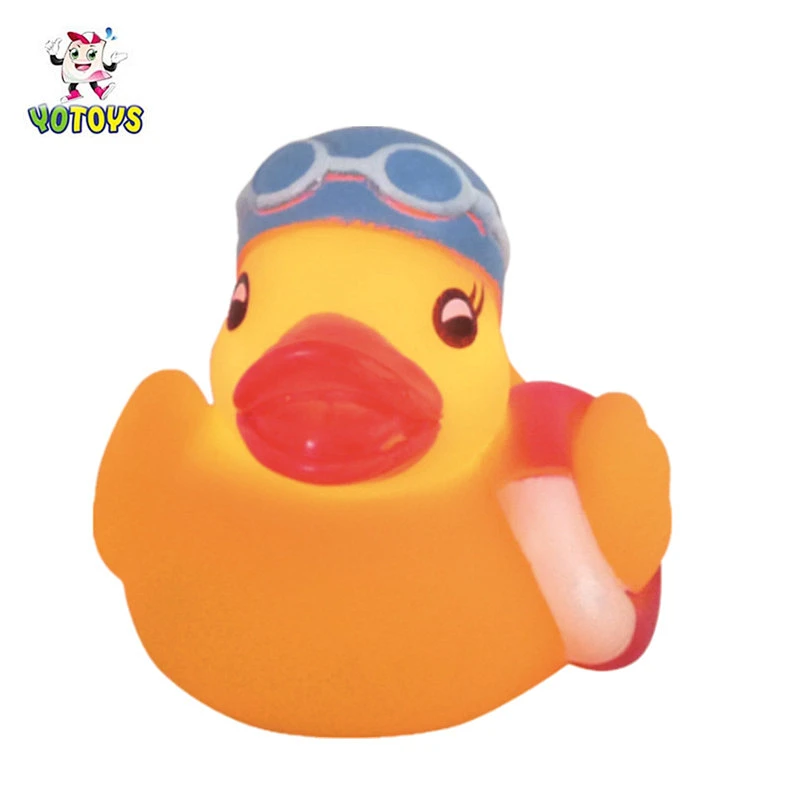 Factory Supplier Vinyl PVC Duck Promotional Bath Toy Floating Squeaky Duck Sets Flashing toy
