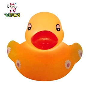Flashing bulk yellow Rubber Duck with Sun Flower LED Light Up Bath Tub kids Toy