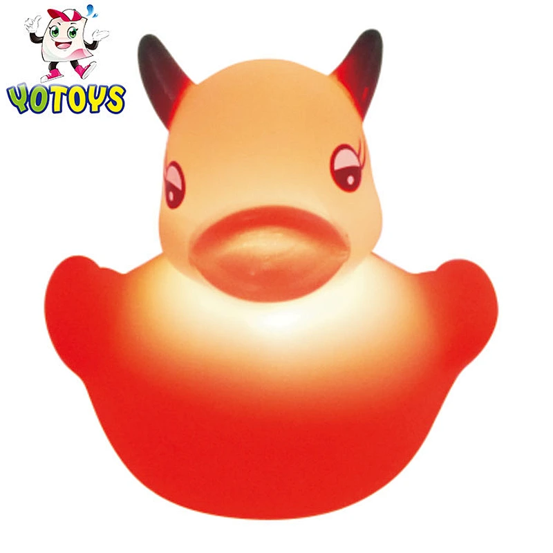 Lovely pig waterproof Led light up bath toys for kids