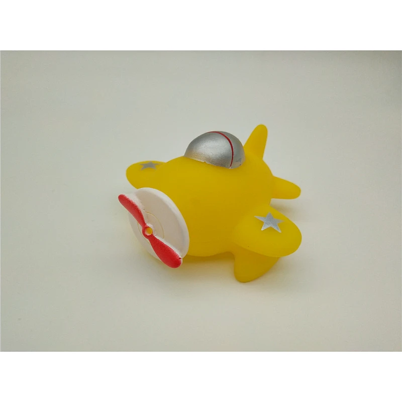 Hot Sale Yellow Soft Vinyl Helicopter Water Squirter Toys