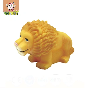 Spraying Water Vinyl material yellow lion toy