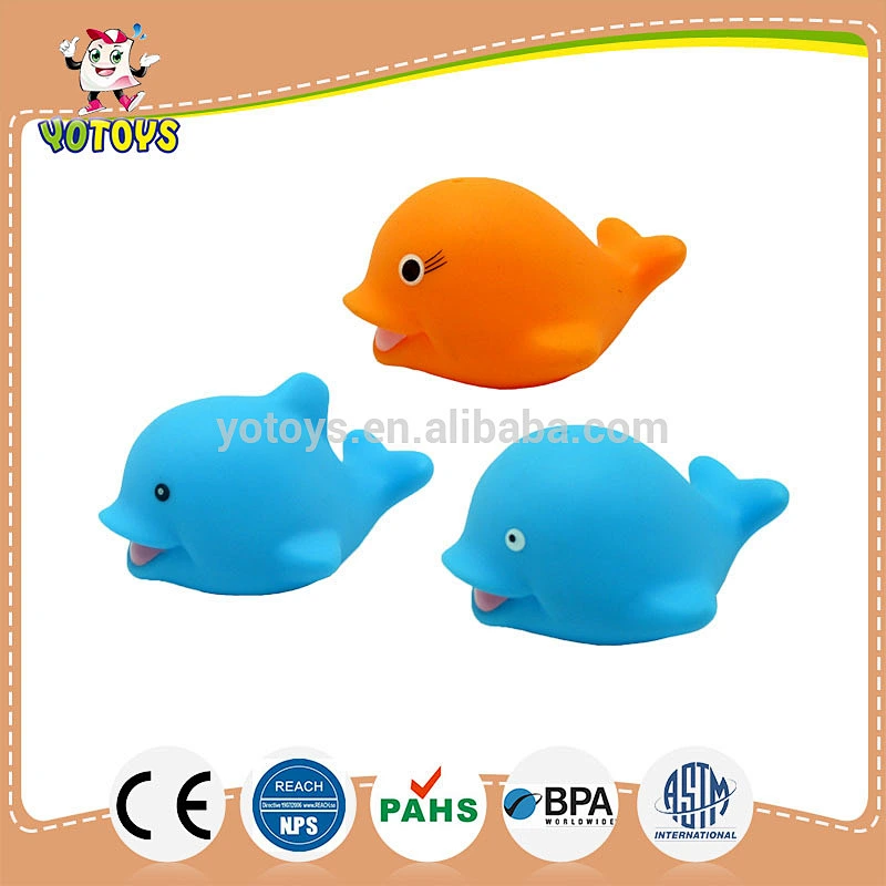 eco-friendly PVC dolphin bath toy Water Squirters