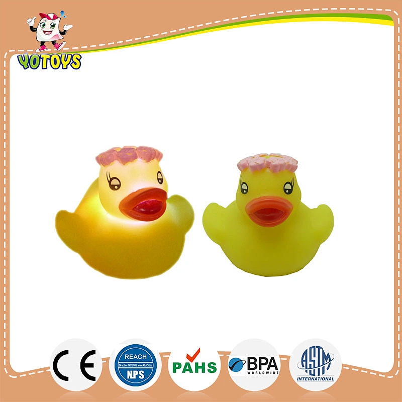 eco-friendly LED baby toy,light up yellow rubber duck,flashing baby bath toy