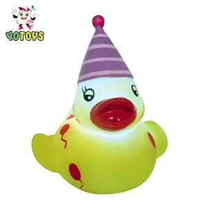 Flashing Yellow Duck with Wreath Led Light Up Bath Toys