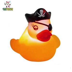 High Quality Baby Plastic Yellow Duck Bath Led Light Toy
