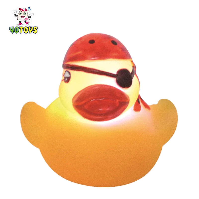 Factory Supplier Vinyl PVC Duck Promotional Bath Toy Floating Squeaky Duck Sets Flashing toy