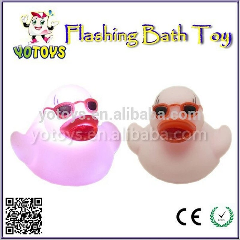 YTFT019 flashing duck bath toys/LED duck toy