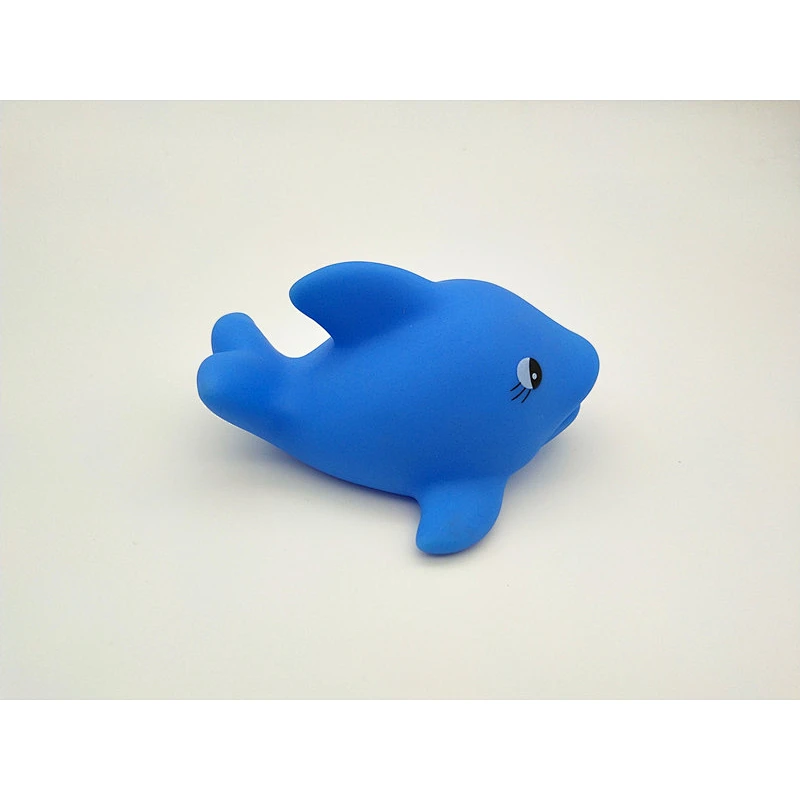 Custom Water Spraying Small Plastic Shark Toy for Baby Bath Time