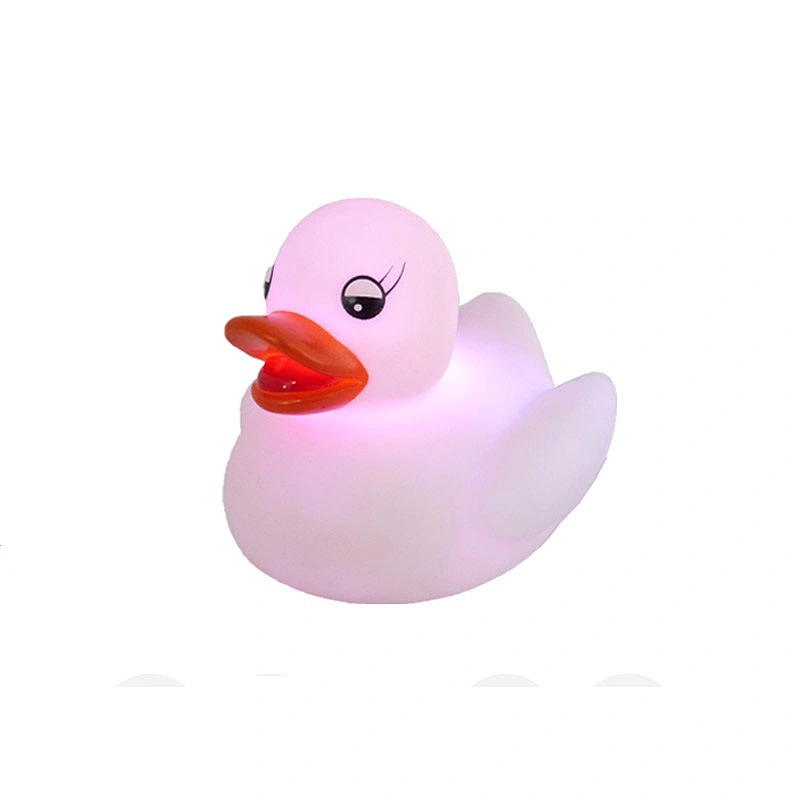 Safe Flashing pool water duck baby floating led bathtub toy