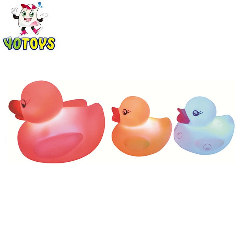 Factory Direct Custom LED flashing Light up bath toy