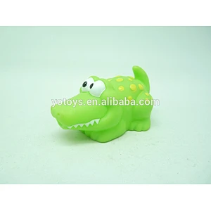 Lovely mixed animals colorful soft rubber float squeeze sound bathing toy for baby