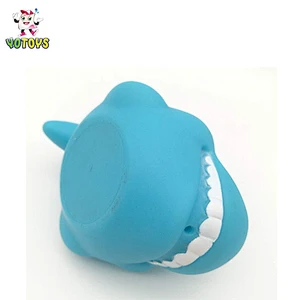 Promotional Eco-Friendly Cheap Fountain Bath Toy Mini Baby Shark Toy