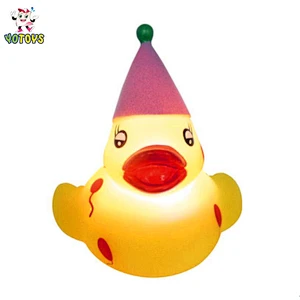 High Quality Baby Plastic Yellow Duck Bath Led Light Toy