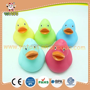Hot sale phthalate free floating pvc toy colourful duck
