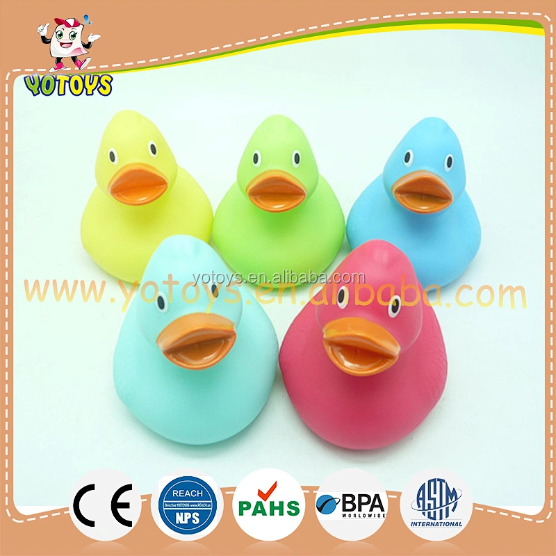 Hot sale phthalate free floating pvc toy colourful duck