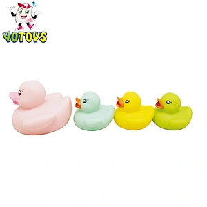Most Popular Floating happy duck family set