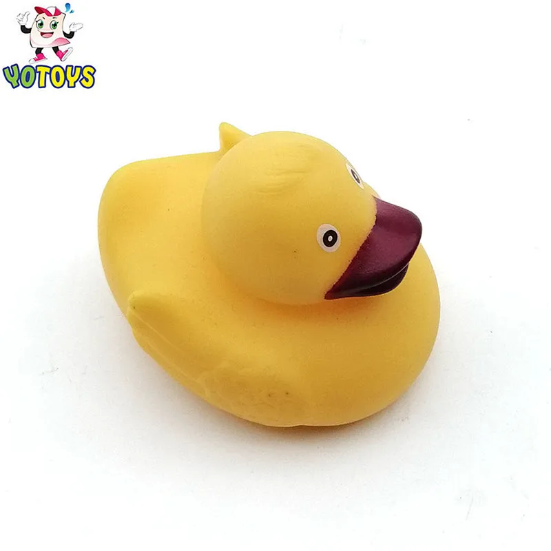 Wholesale Plastic Squeaky Squirt Animal Rubber Yellow Duck Baby Water Bath Toys for Kids
