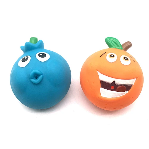 Custom Vinyl Funny soft Fruit Halloween water Bath Toys with Water Spraying for babies children