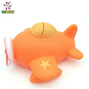 Wholesale Plastic Rubber Truck Cheap Small Little Car Juguetes Squirt Bath Toys for Kids Boys Gift