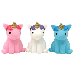 2021 juguete Wholesale plastic Vinyl Animal Unicorn Squeaky Sound baby water Bath Toys for Kids girls