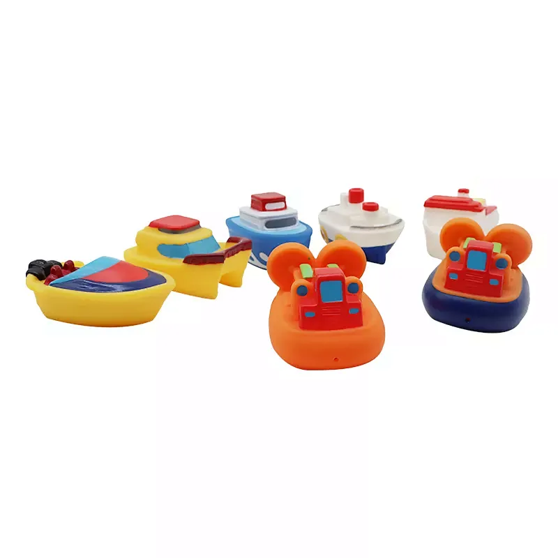 China Wholesale New Popular Rubber Plastic Car Vehicle Baby Water Squirting Bath Toys for Kids Infant