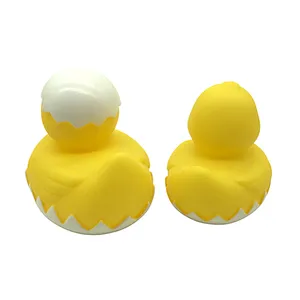 2021 Wholesale Easter Halloween Rubber Little Duck Set Baby Shower Bath Toy for Kids Infants toddler