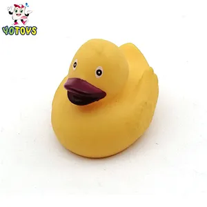 Wholesale Plastic Squeaky Squirt Animal Rubber Yellow Duck Baby Water Bath Toys for Kids