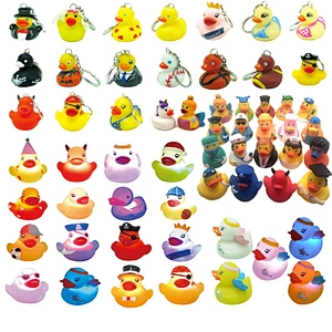 Mother Duck Baby Ducky Family Rubber Plastic Animal Pvc Duck Led Light-up Toys Set for Bathing Kids