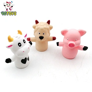 Wholesale Juguetes Cheap Mini Farm Family Animals Finger Puppet Educational Bath Toys for Kids Child