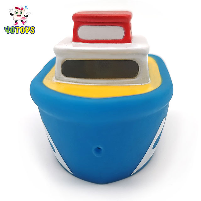 Hot selling boys mini toy ships delicate baby toy bath pirate ship swim toys for children
