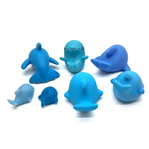 Dongguan Manufacturer Mini Blue Rubber Dolphin water squirting Bathroom bath time Toy for Children kids