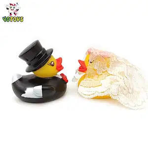 Promotional Pvc Rubber Duck Shower Toys Bride Groom Duck for Wedding Favors Bridal Party Gifts Set