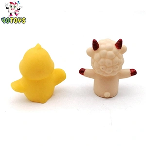Wholesale Juguetes Cheap Mini Farm Family Animals Finger Puppet Educational Bath Toys for Kids Child