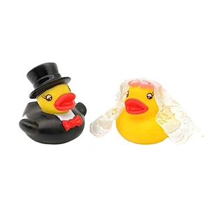 Promotional Pvc Rubber Duck Shower Toys Bride Groom Duck for Wedding Favors Bridal Party Gifts Set