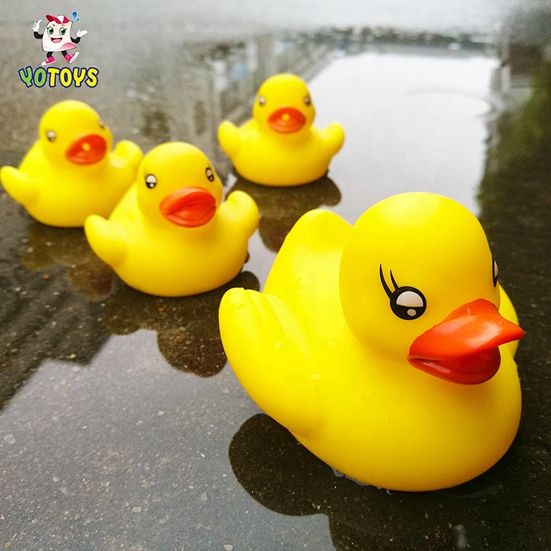 Eco friendly Baby Plastic Pvc Vinyl Floating Squeaky Bath Duck Toy Set