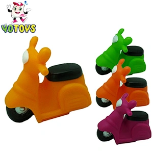 2022 Car Vehicle Small Ship Train Airplane Vinyl Soft Plastic Squirting Baby Bath Toys for Kids Child