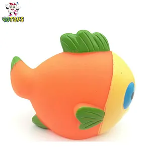Manufacturer Water squirter small plastic rubber sea animal fish clownfish bath toy for baby bath time fun