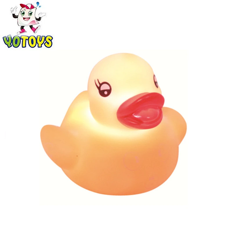 2020 New design colorful bath light floating Duck battery toy light up flashing led bath toys for kids