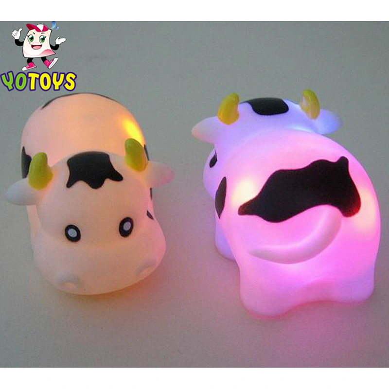 Kids baby promotional rubber flashing milk cow bath toy racing vehicle toy